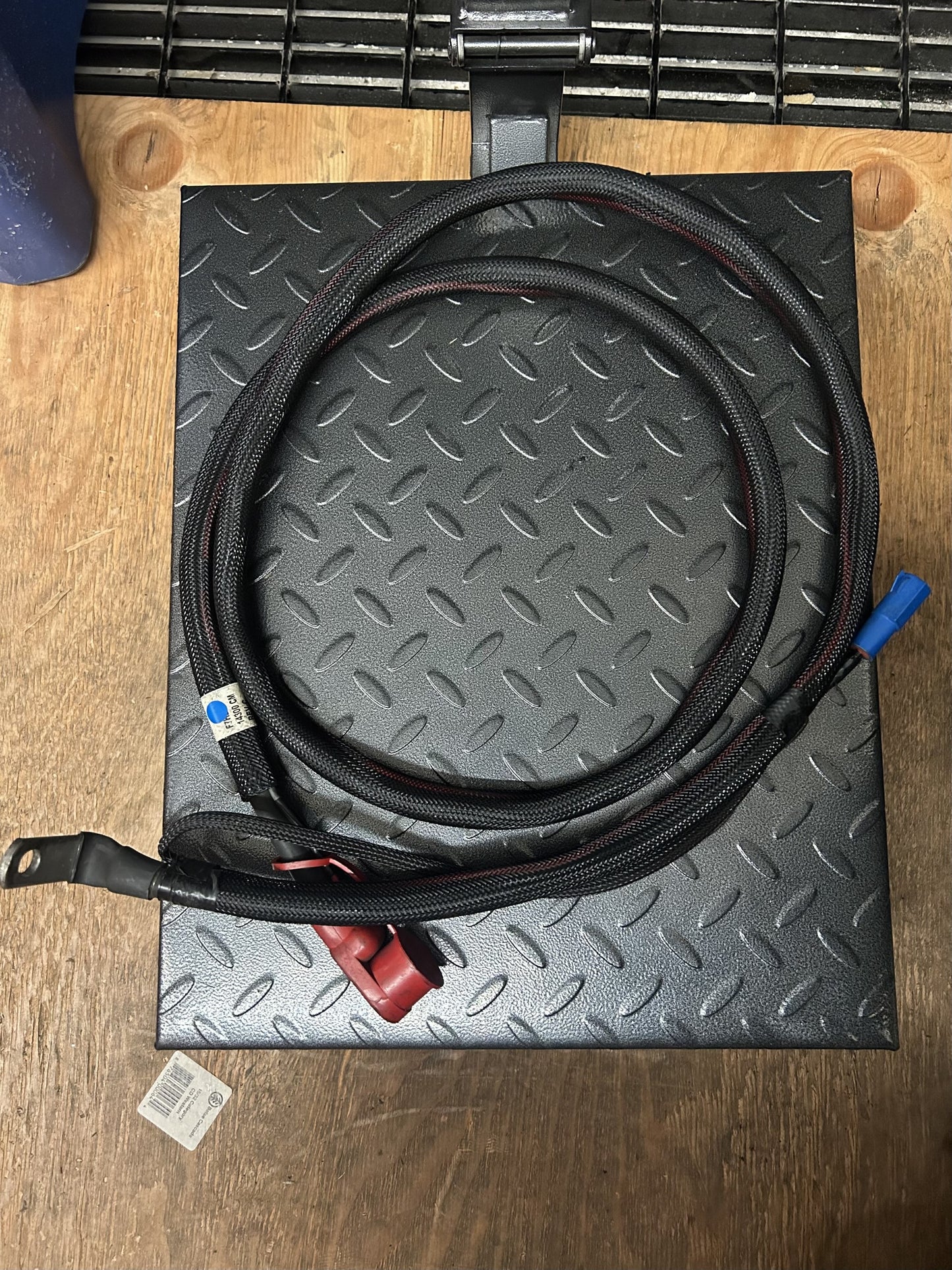 FREIGHTLINER POSITIVE BATTERY CABLE